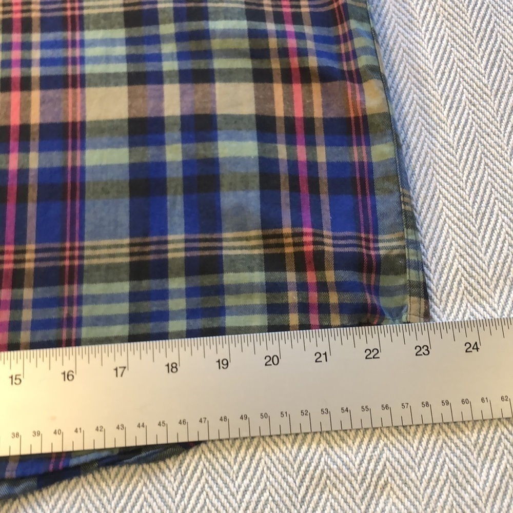 IZOD Flannel Shirt Medium Cotton Short Sleeev Pit to Pit 22 1/2” Preworn - Picture 14 of 14